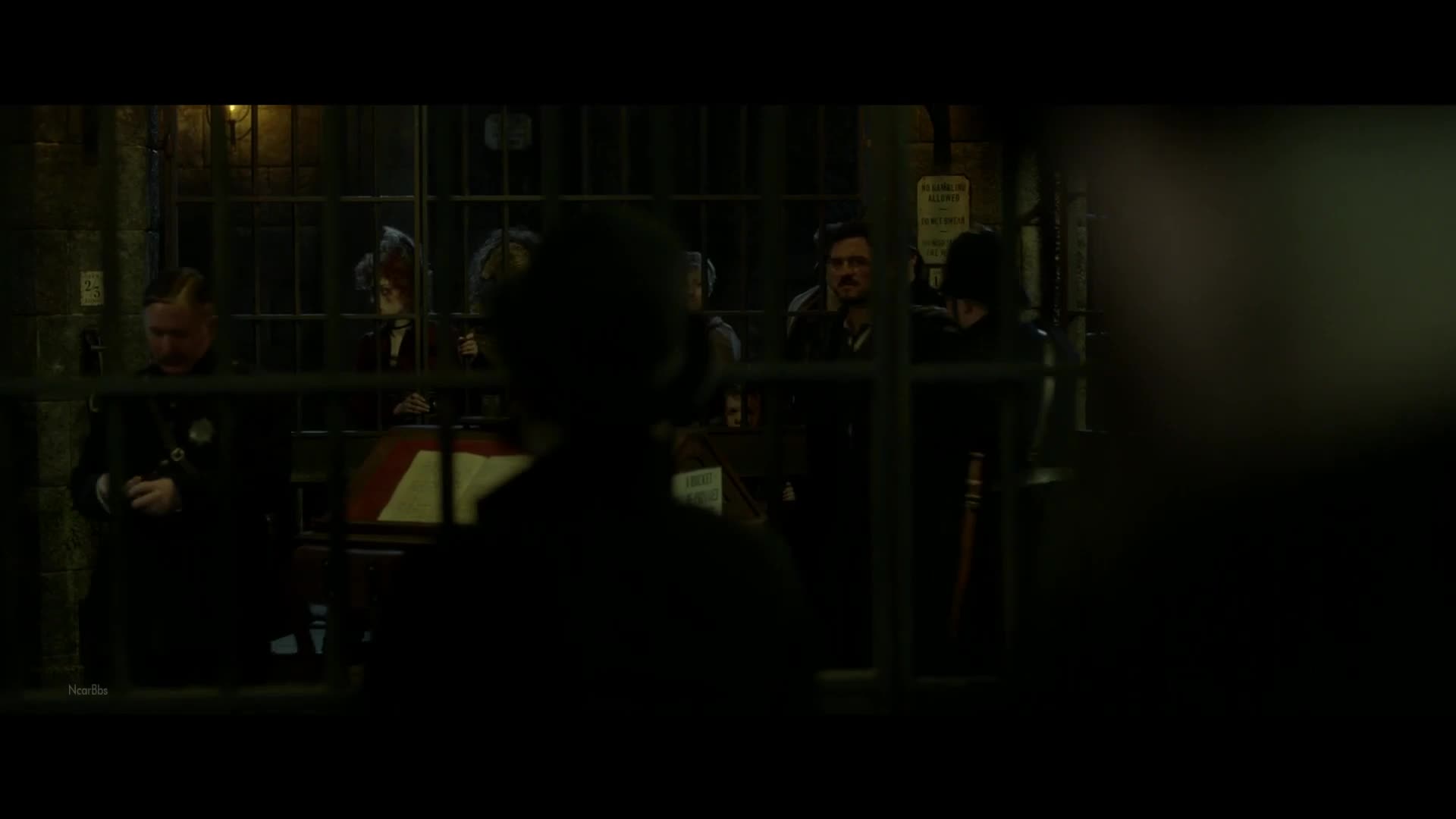 狂欢命案carnival.row.s01e07.the.world.to.come.1080p.amzn.web-dl.ddp5.1.h.264-ntg.chs.eng 00_00_26-