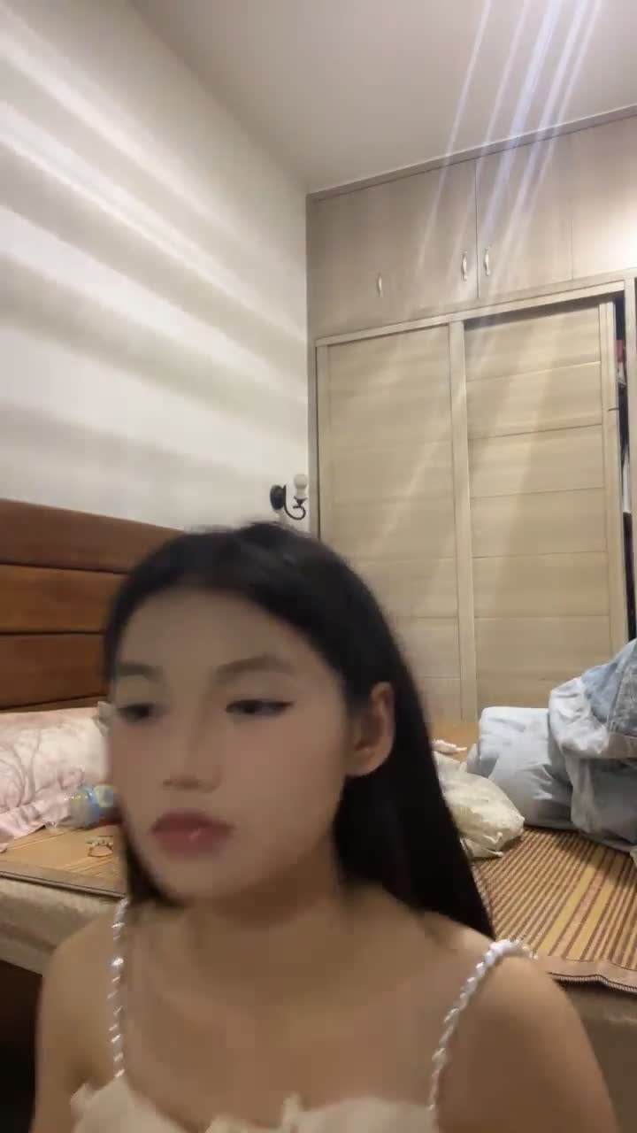 #第二集 #高中生 #萝莉 #学生 #反差 真是高中生下海黄播，超级嫩