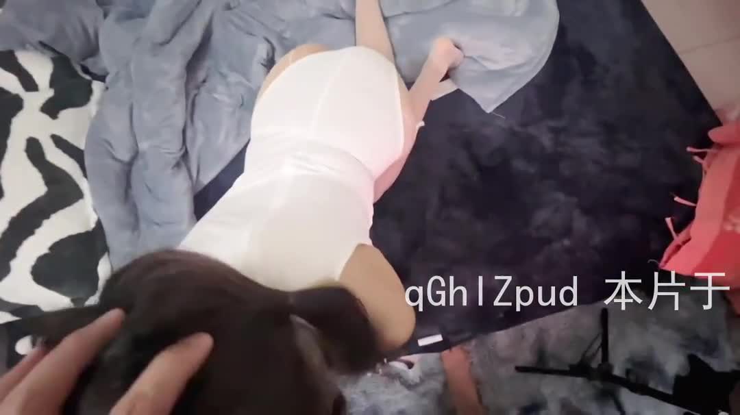 精品 18岁年轻可爱白丝双马尾小罗莉后续 射白丝上 必看 #自拍 #怒射 #丝足控 #美足 #玉足 #美腿 #足交 #高跟鞋