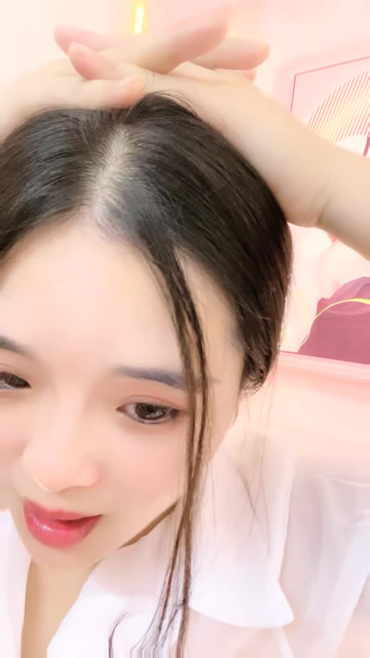 #直播 新人下海美女小姐姐！外表甜美乖巧！衬衣黑丝袜超性感，网袜美腿足交，69大屌插嘴，猛怼骚逼