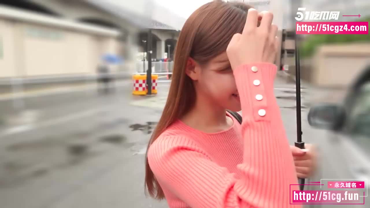 #初撮影 #无码 #AV #高潮新作流出极品美女被油腻大叔无套内射，暴力抽插至高潮痉挛，粉嫩蜜穴灌满滚烫浓精！
