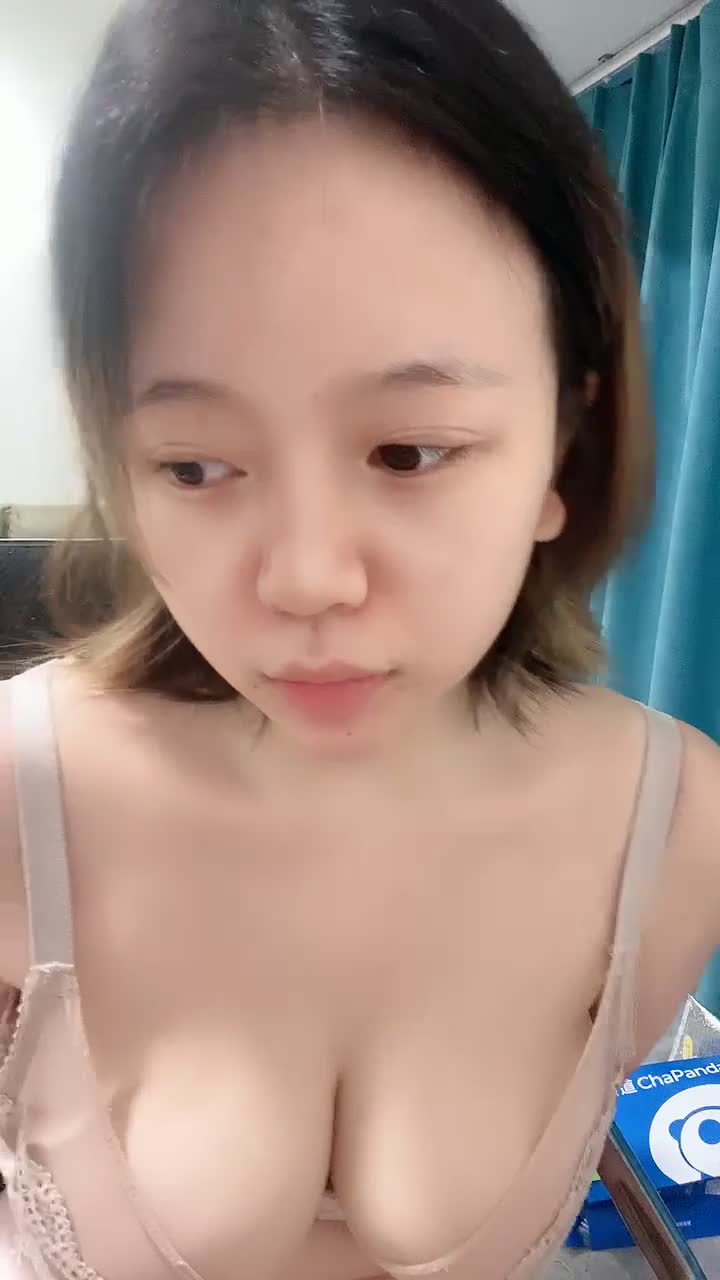 【#米糊糊】巨乳校花! 超级大屁股~掰穴揉逼自慰~爽死啦~!
