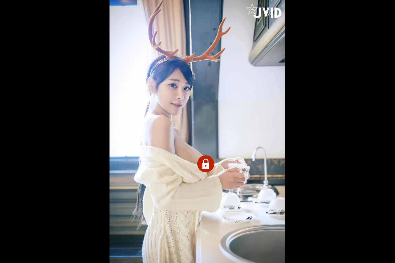 【顶级巨献】最新JVID超人气爆乳女神乐乐 完美曲线全裸鹿角尤物 丰臀巨乳白虎嫩穴 掰穴诱惑欲火焚身173P1V