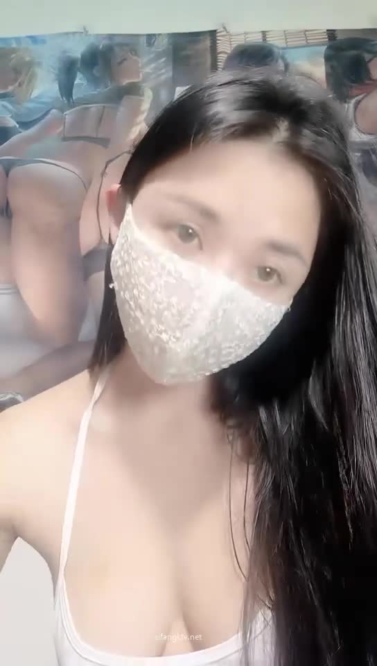 #耿秀 美乳白虎嫩穴御姐主播 半脸直播骚舞贴屏特写速游VPN跑满千兆只做最快
