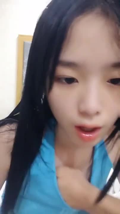 梦涵宝贝】 水最多的嫩妹妹，自摸流白浆