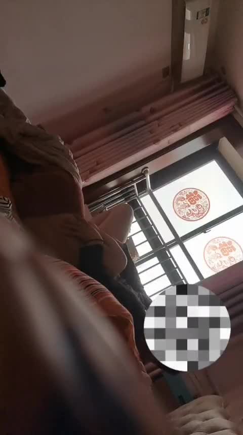 原创强行破处放学回家的亲女儿死活不让脱裤子 2637网站网址 556462#少女体验所父女 乱伦 萝莉 中学生看置顶免费进入福利频道可以看到完整版视频