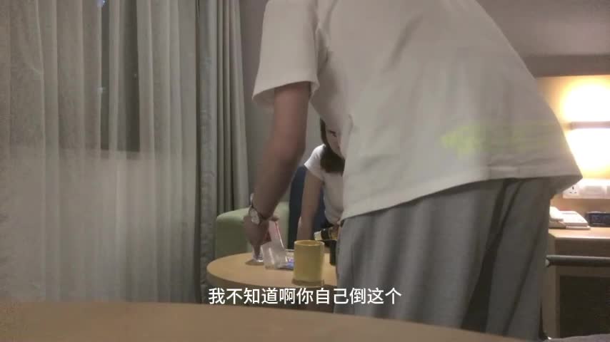 #奧特曼良家 #666白嫖探花 #真心話大冒險 清純嫩妹灌醉後強推 妹子一直喊著讓戴套
