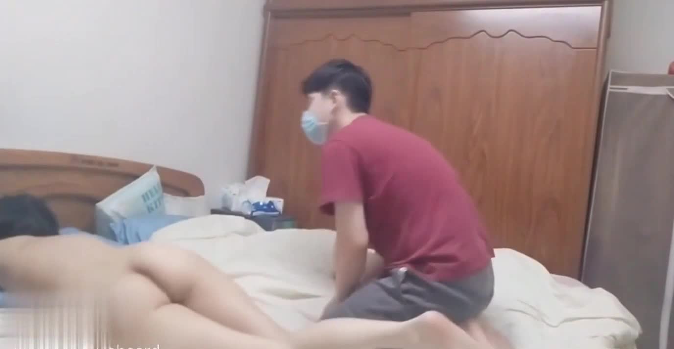 高颜值美女模特叮当大尺度私拍内部收费版流出标签： #流出 #高颜值